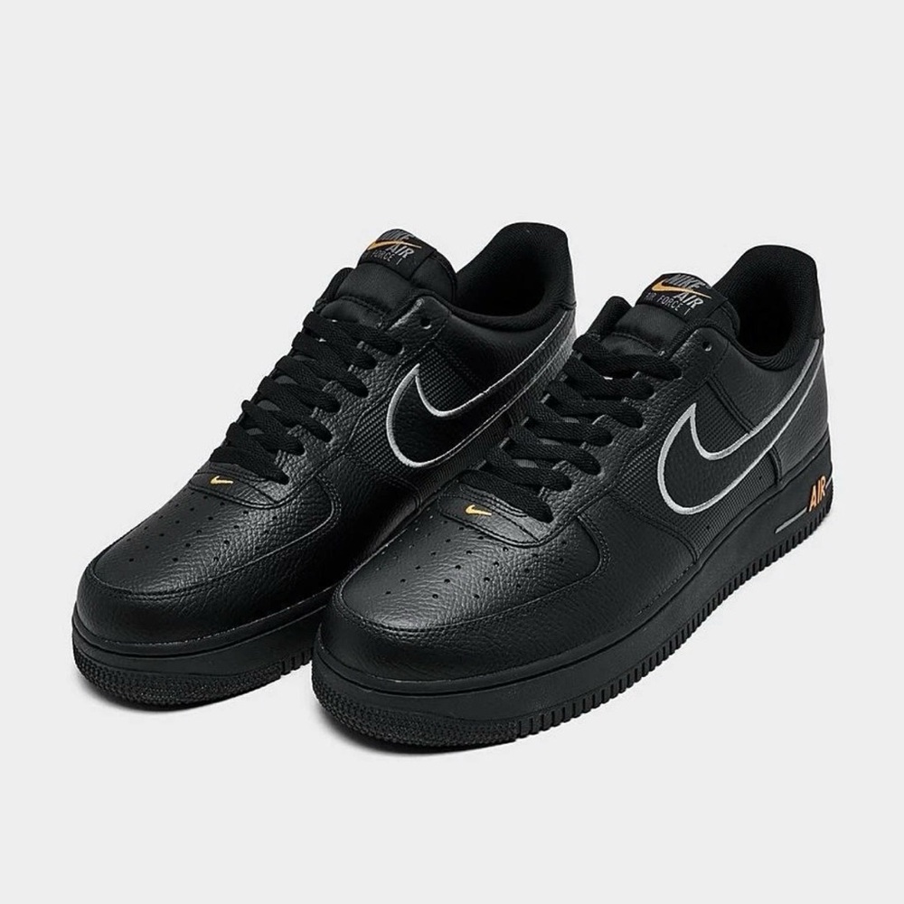 NIB Men Nike Air Force 1 Low Black Laser Orange  IB7677-001